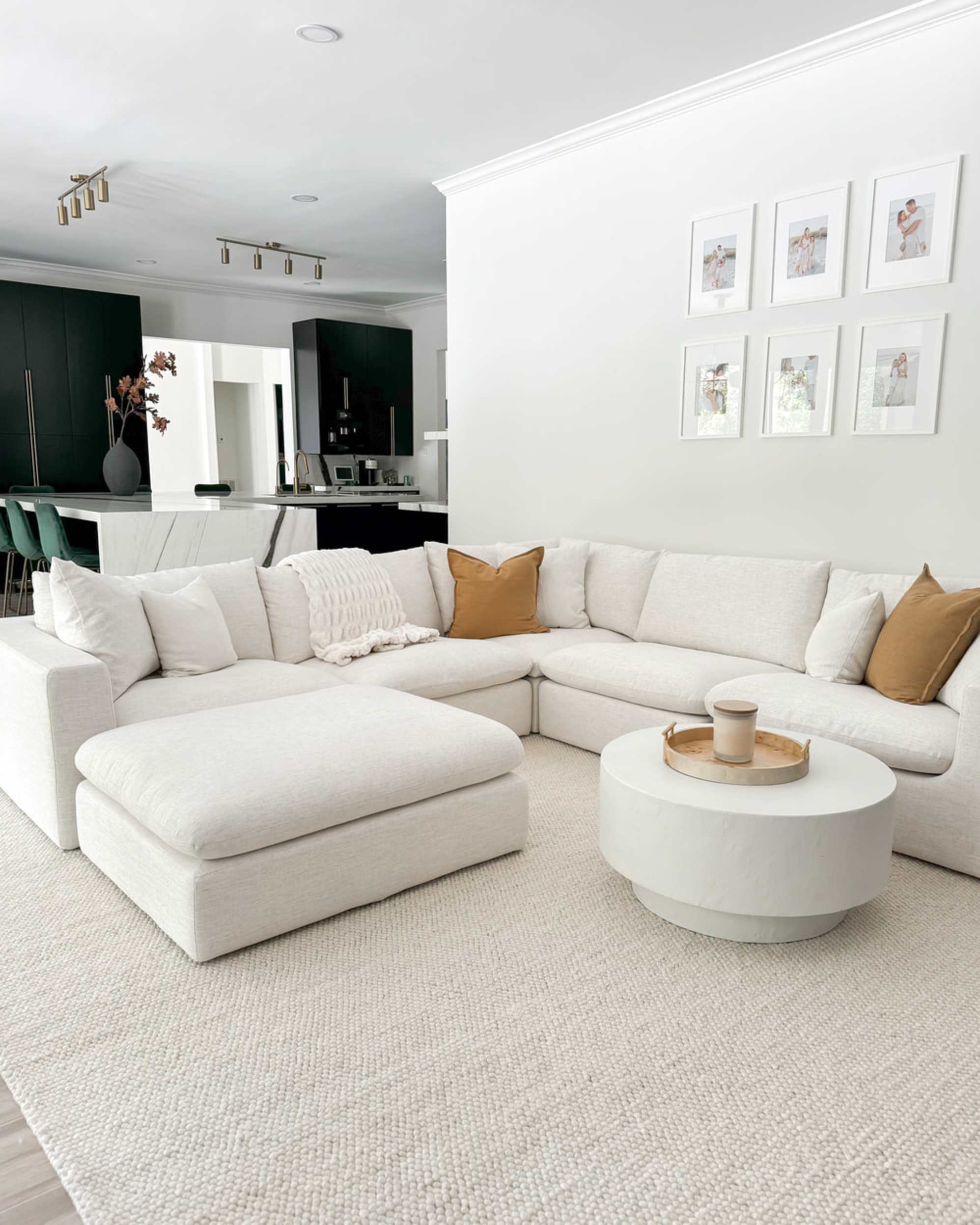 Essential Decor Tips for Creating a Perfect Neutral Living Room